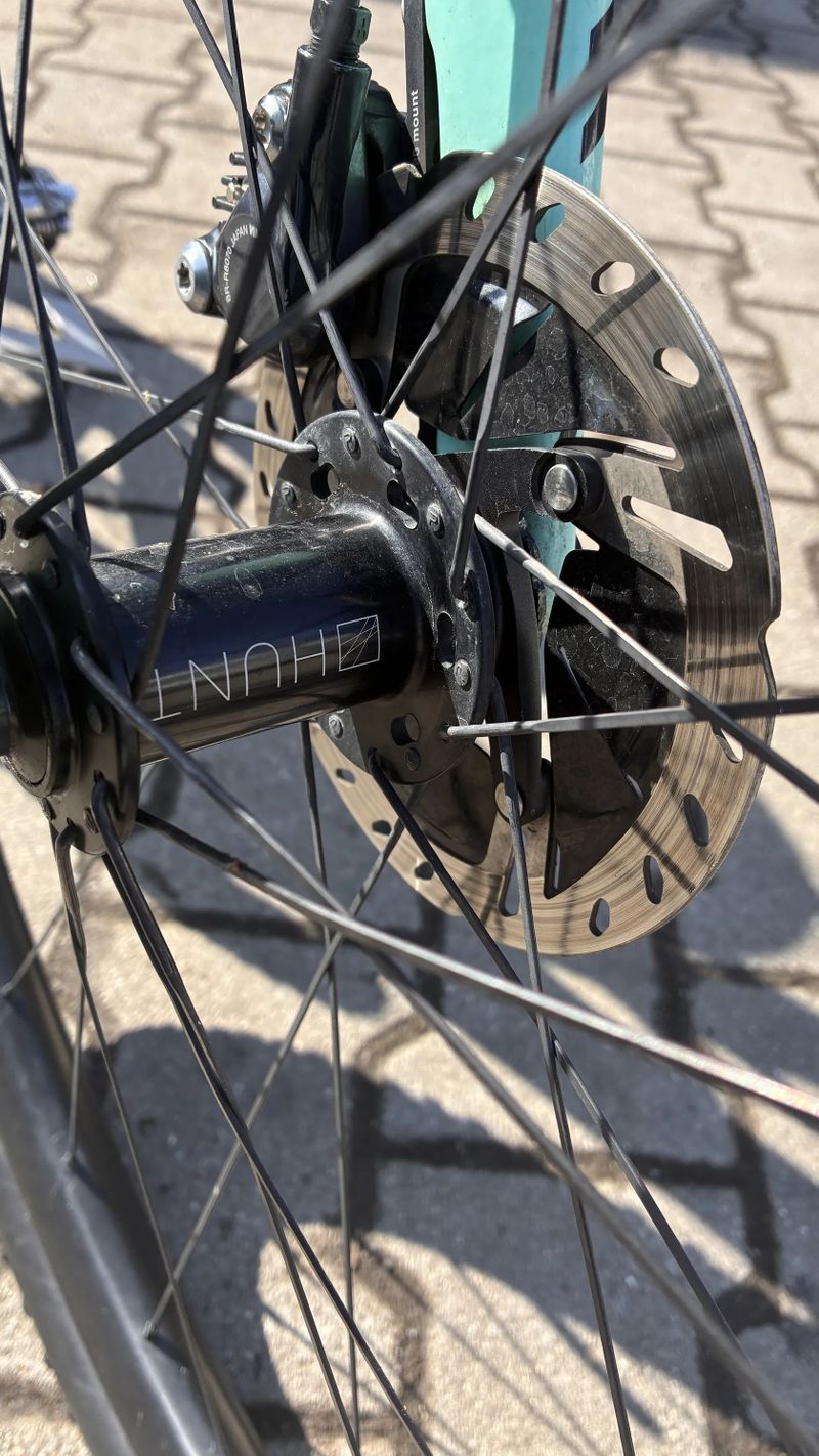 Kola HUNT 27,5 + pláště + kotouče 160 mm