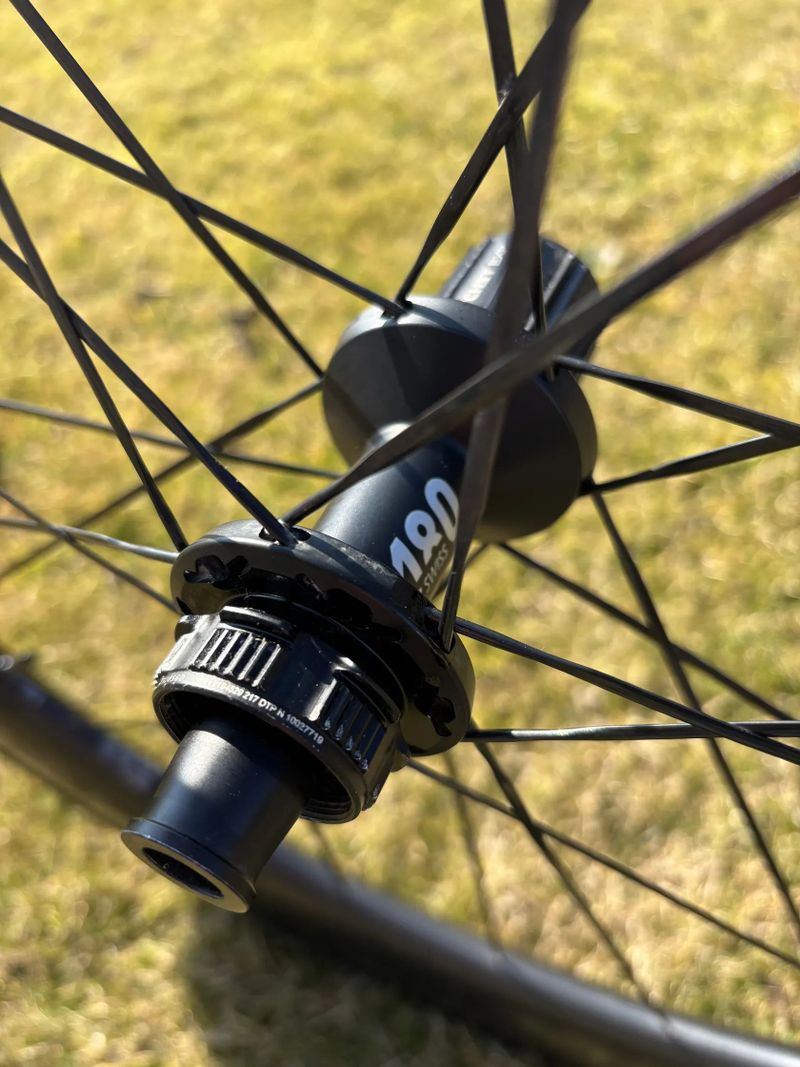 DT Swiss arc 1100/62 ceramic