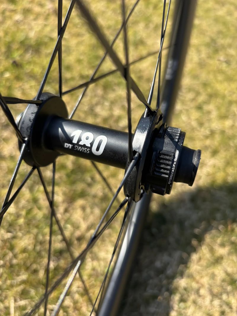 DT Swiss arc 1100/62 ceramic