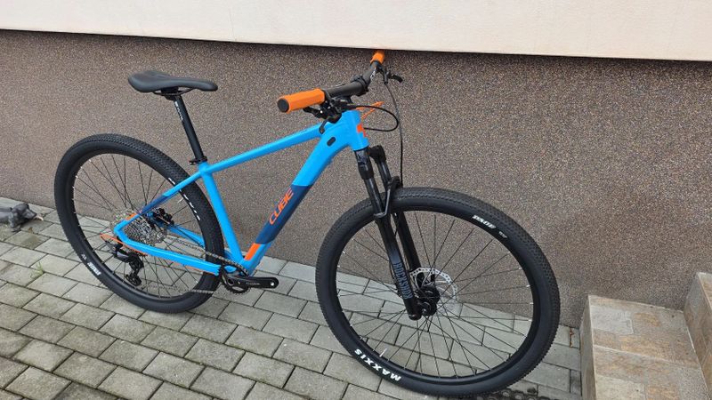 Nový Cube 29" custom 1x11 Deore "M"