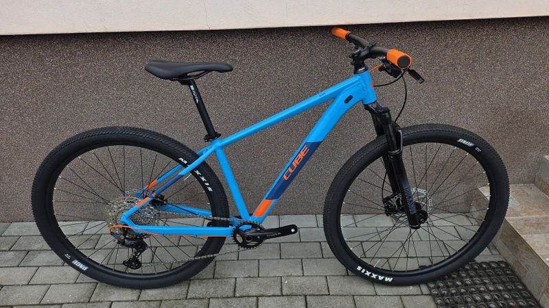 Nový Cube 29" custom 1x11 Deore "M"