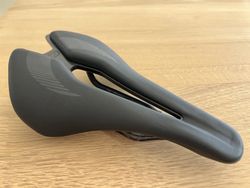 Sedlo Most Lynx Ultrafast Superflow Carbon Rail 145