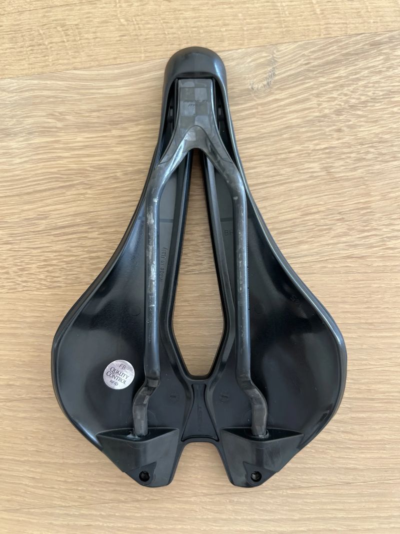 Sedlo Most Lynx Ultrafast Superflow Carbon Rail 145