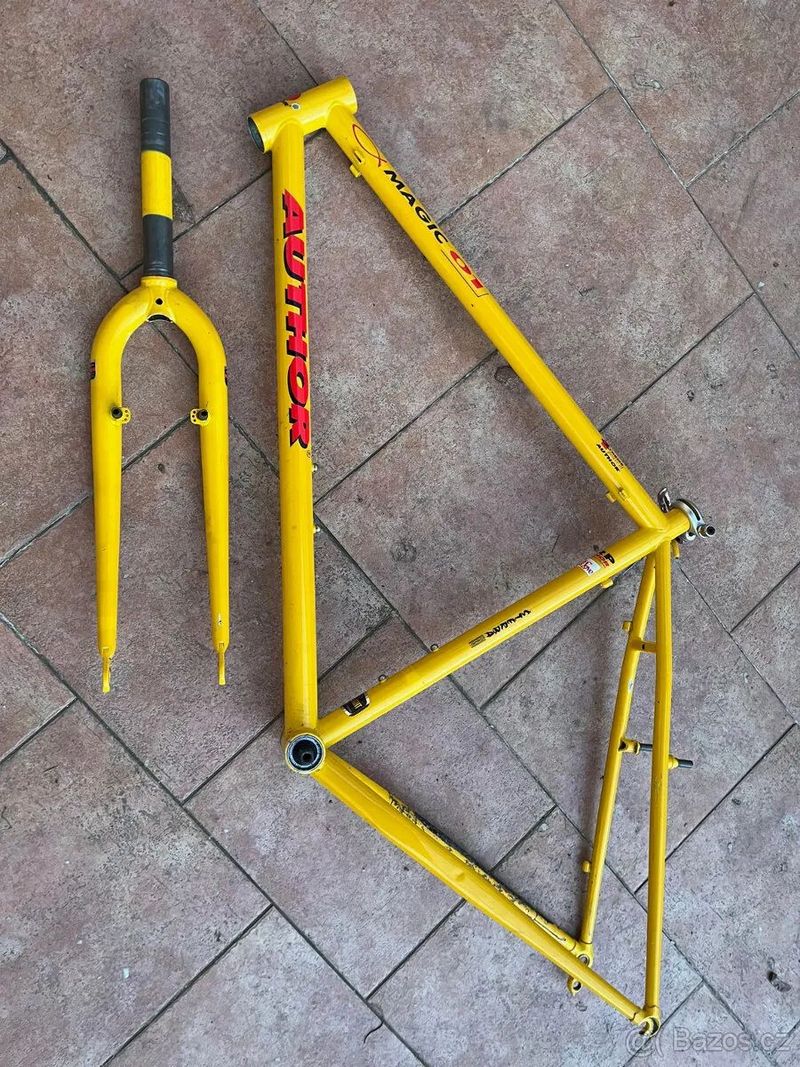 Author Magic ARP 1995 MTB retro vel. 19 dres -