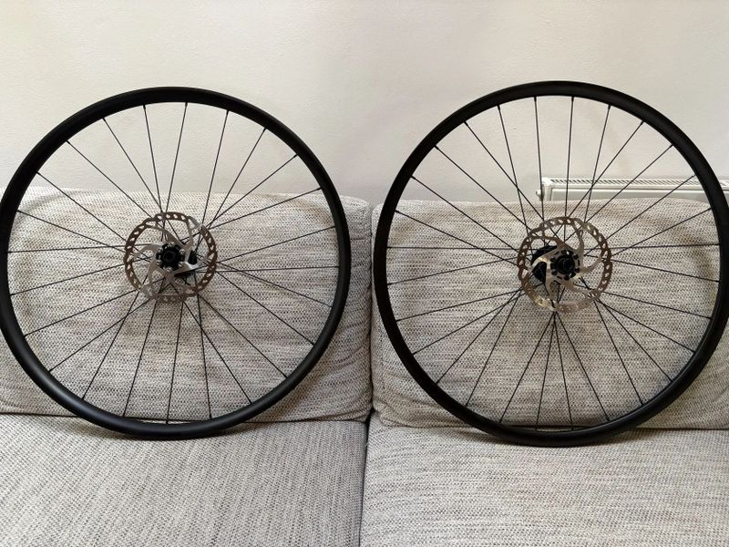 Gravel/silniční kola Axis elite disc + kotouče Shimano