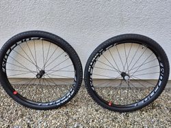 Zapletená kola Fulcrum RED ZONE 700 