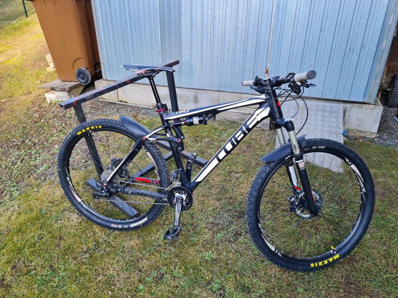 Celoodpružené kolo CUBE