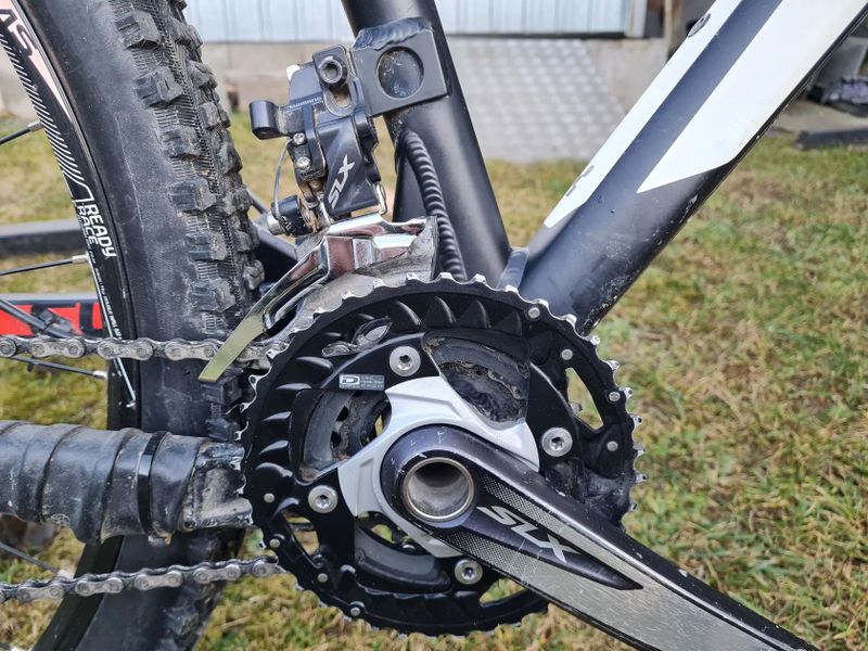 Celoodpružené kolo CUBE