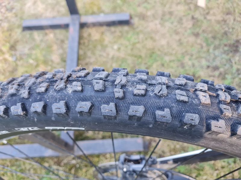 Celoodpružené kolo CUBE