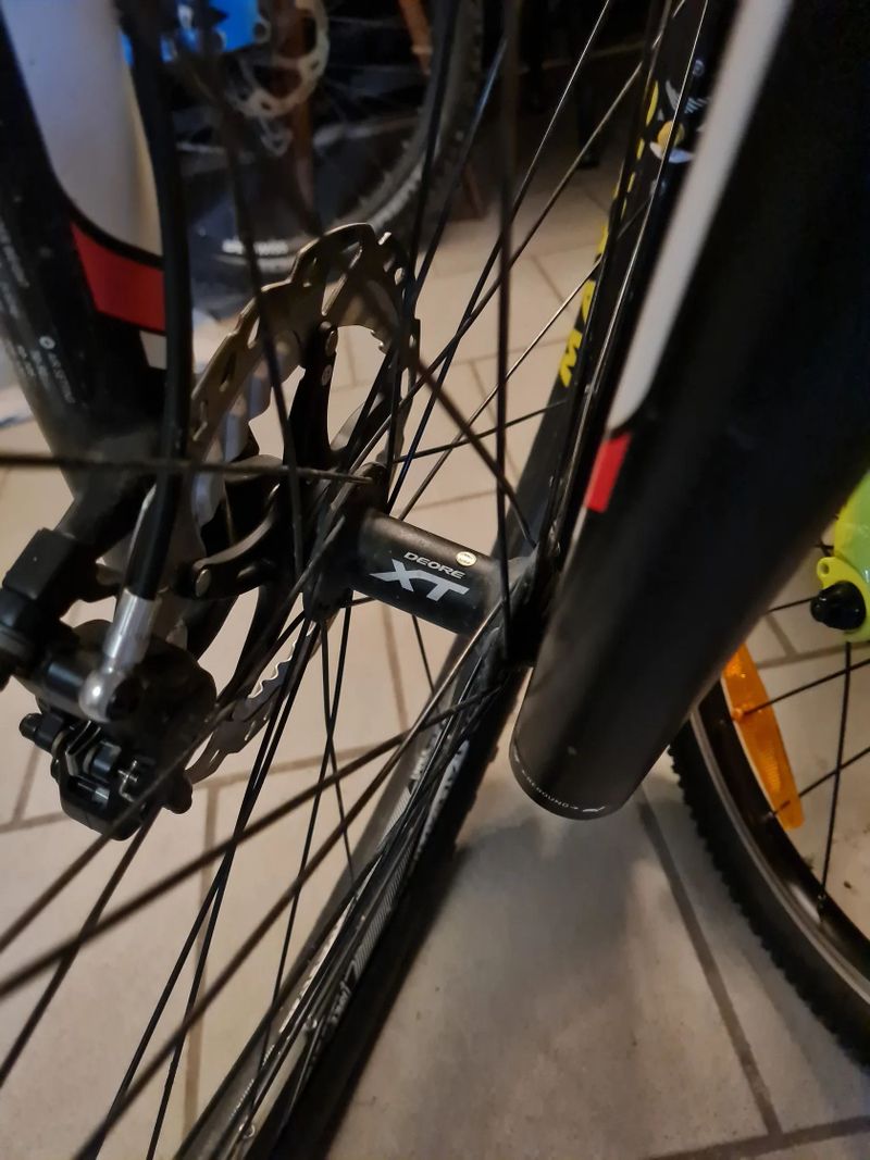 Celoodpružené kolo CUBE