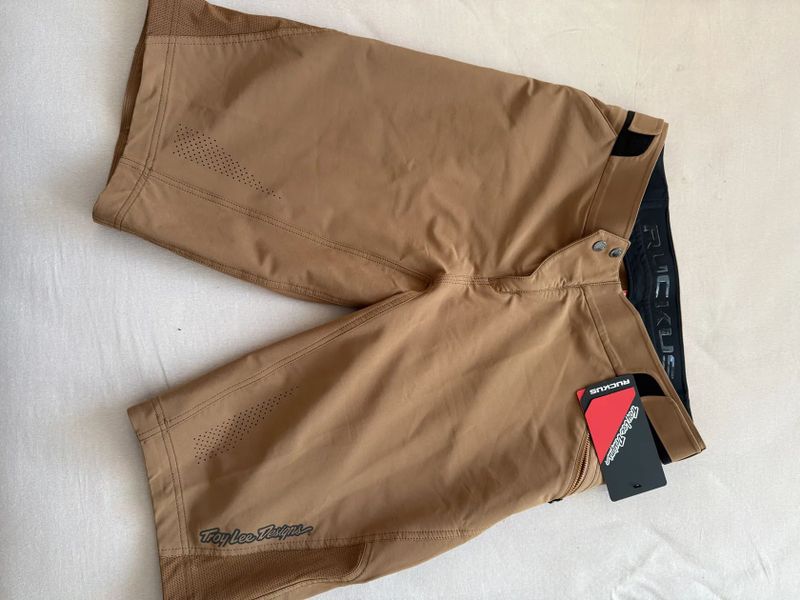 Nové MTB oblečení