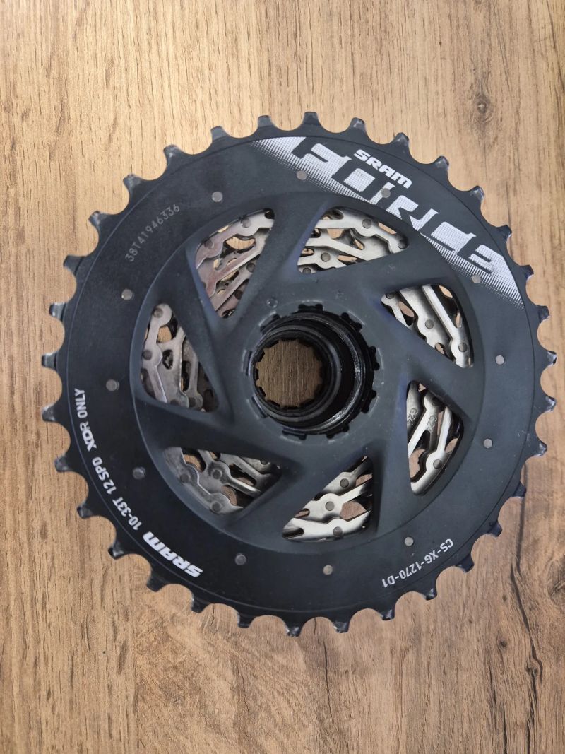 Sram force kazeta 