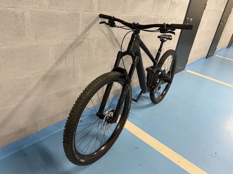 Cube STEREO ONE44 C:62 PRO carbon´n´black 