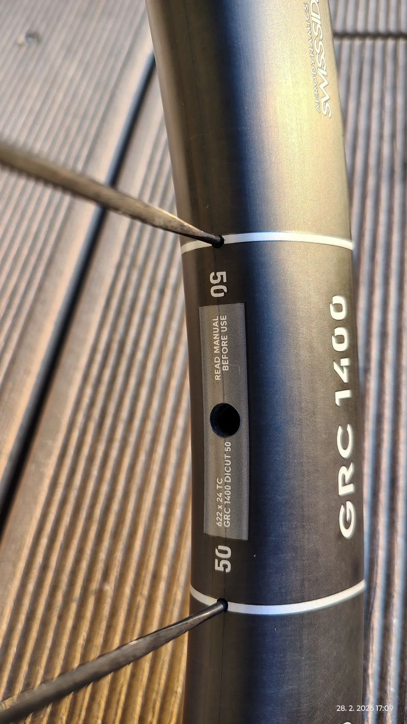 DT Swiss GRC 1400 Dicut 50 mm nová gravel kola