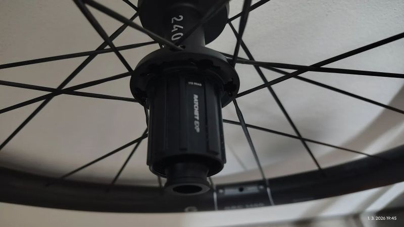 DT Swiss GRC 1400 Dicut 50 mm nová gravel kola