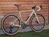 Carbon Gravel Custom Cappuccino 2026, GRX 810 2x11, M/L (175-185cm), 8kg