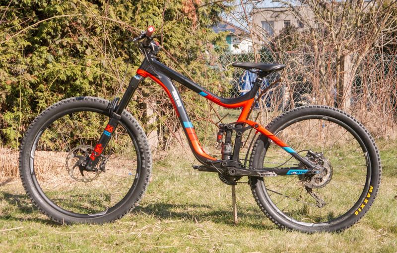 GIANT REIGN 1.5 LTD 2017