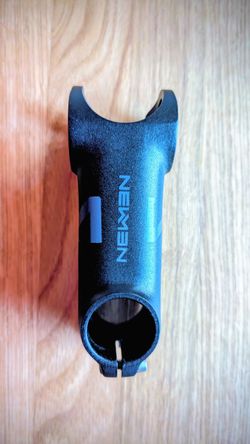 Ultralight predstavec Newmen SL 318.2 90mm