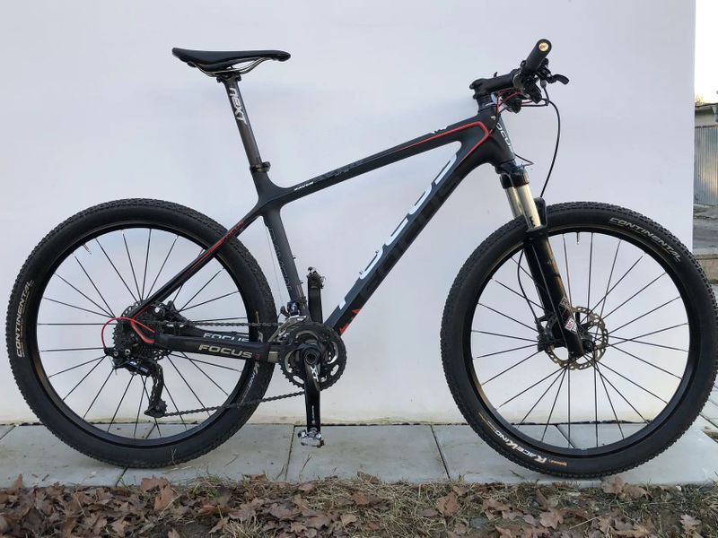 Focus RAVEN, carbon, 26”