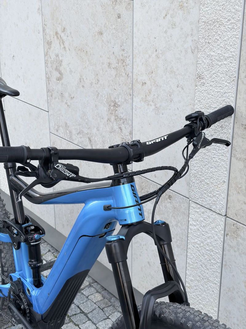 Giant Trance E+ 2 Pro, 27,5” vel. L, roku 2019