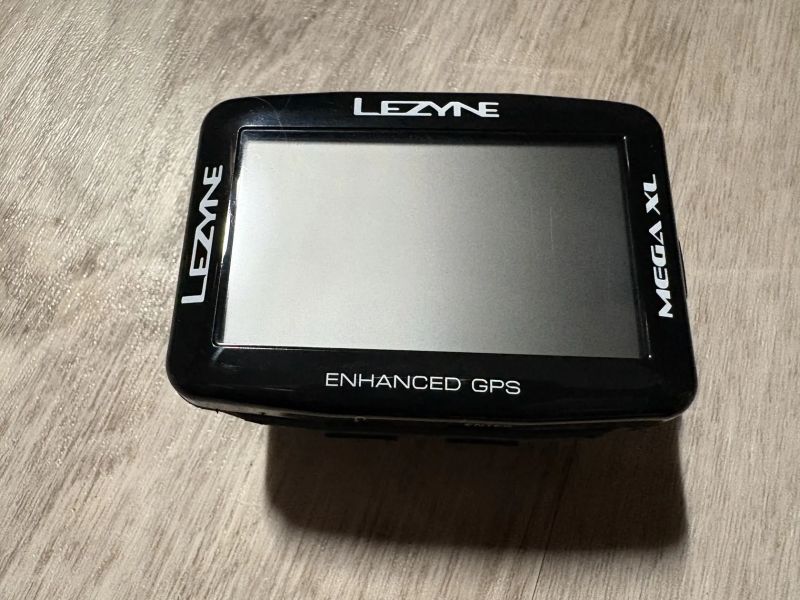 Cyklonavigace Lezyne Mega XL - v záruce, originální balení