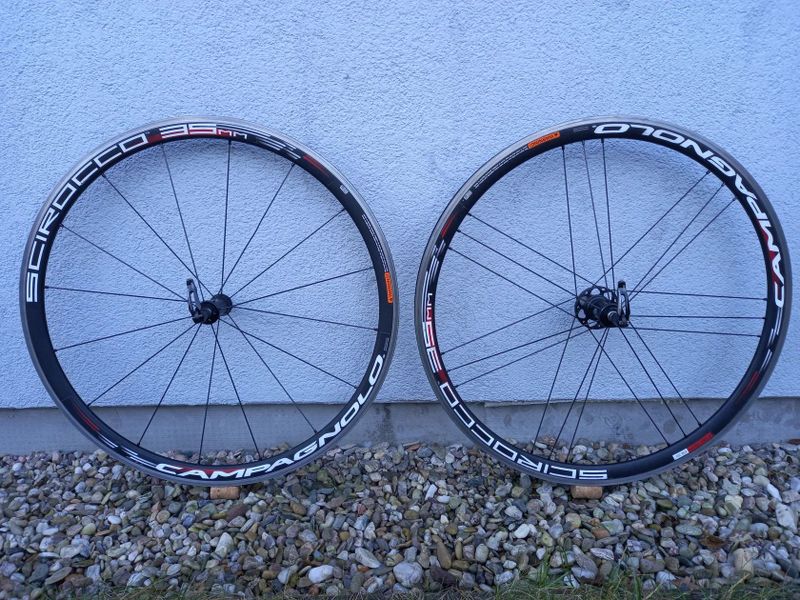 Campagnolo Scirocco 35