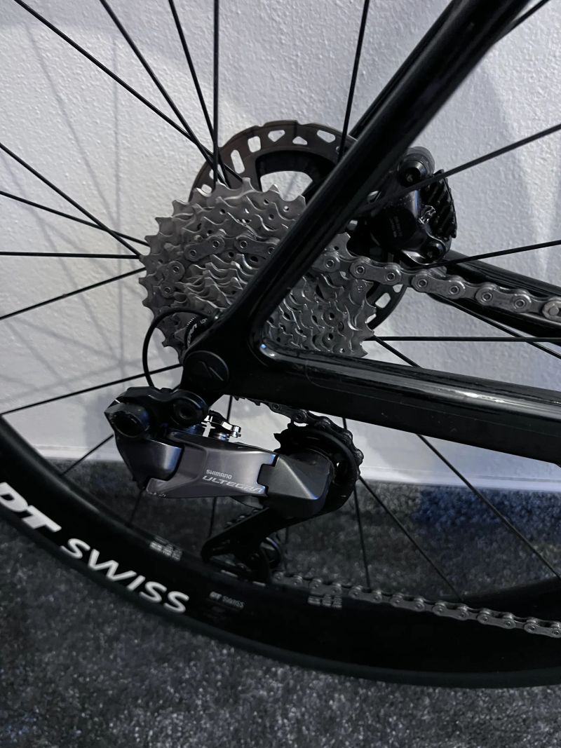 Canyon Ultimate CF SL 8 Aero