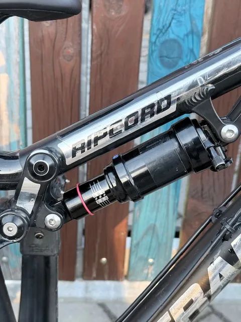 Transition Ripcord 24", celoodpružené, 13 kg