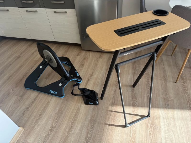 Tacx Neo 2T Smart Promotional Bundle