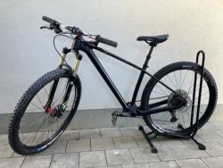 Juniorské karbonové kolo s teleskopkou