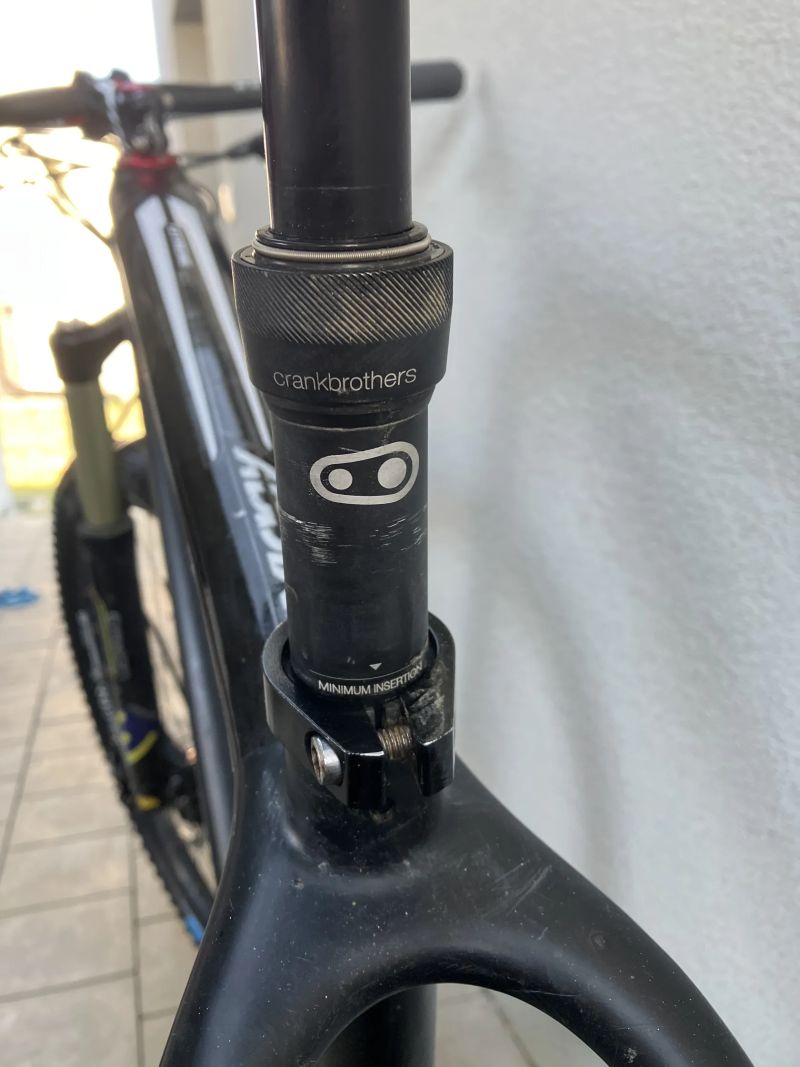 Juniorské karbonové kolo s teleskopkou