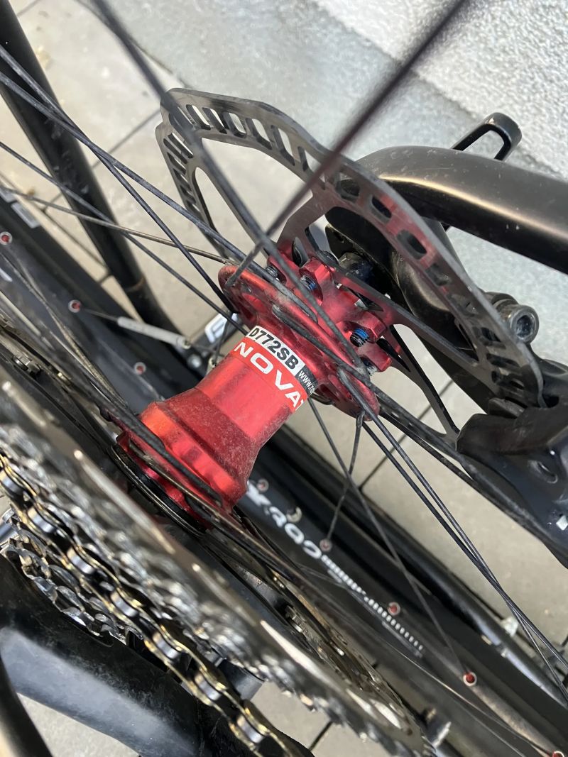 Juniorské karbonové kolo s teleskopkou