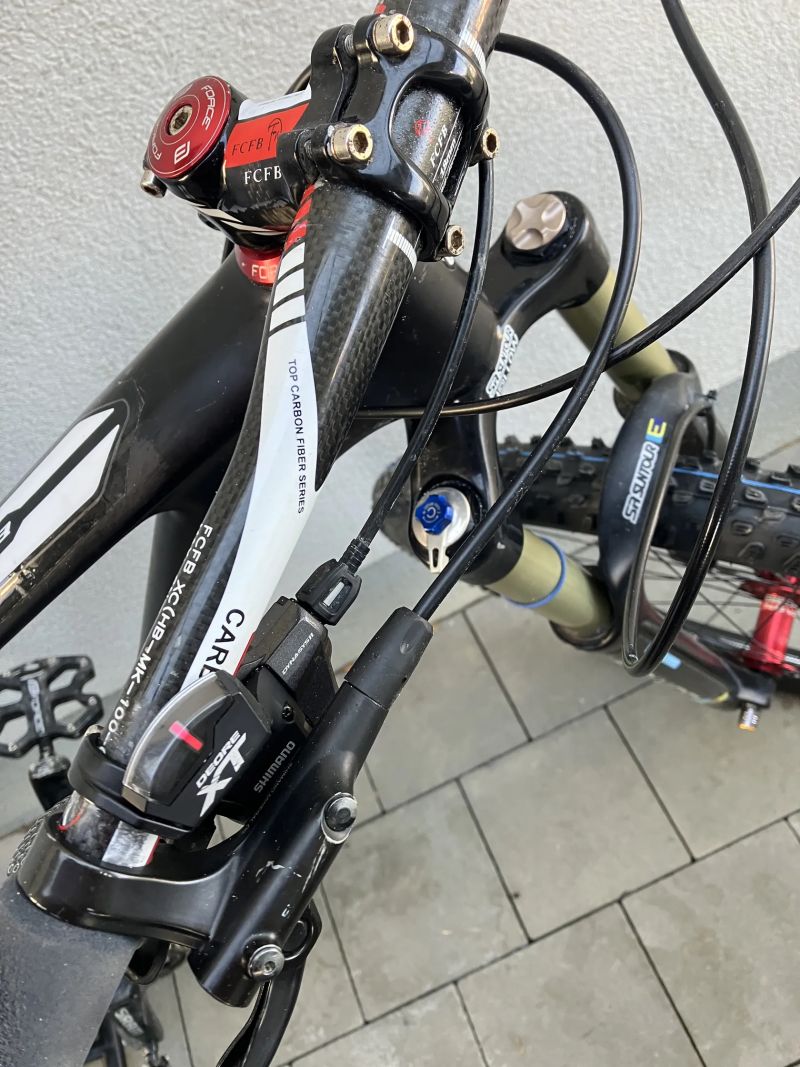 Juniorské karbonové kolo s teleskopkou