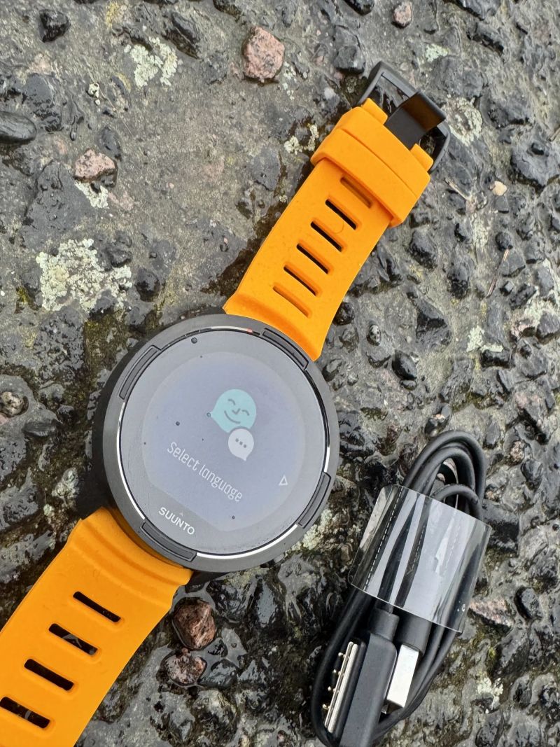 Suunto 9 Baro Black/Orange, nepoužívané, top stav