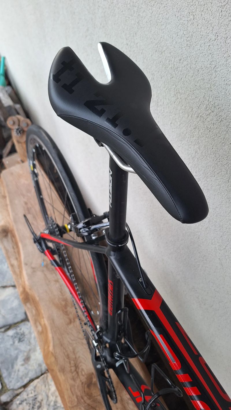silniční, Specialized Allez karbon