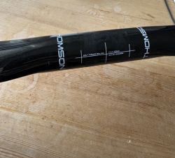 Thomson Carbon Road Bar Aero karbonová silniční řídítka.