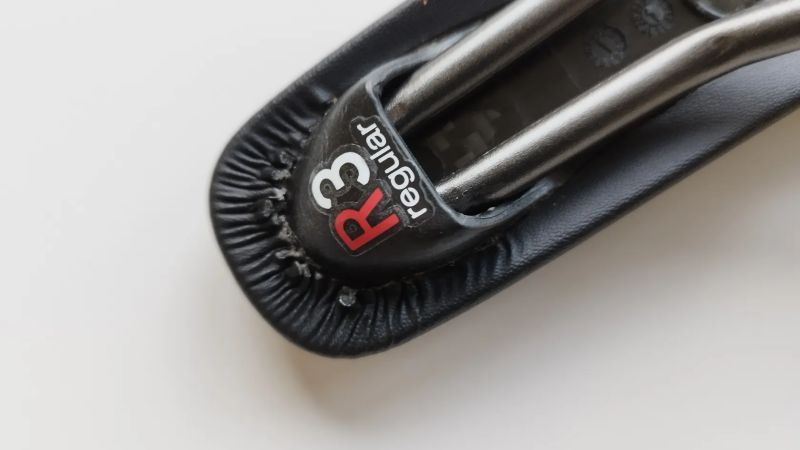 Fizik Antares R3 regular