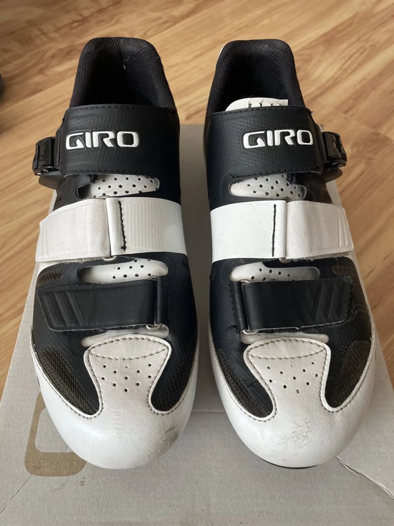 Silniční tretry GIRO