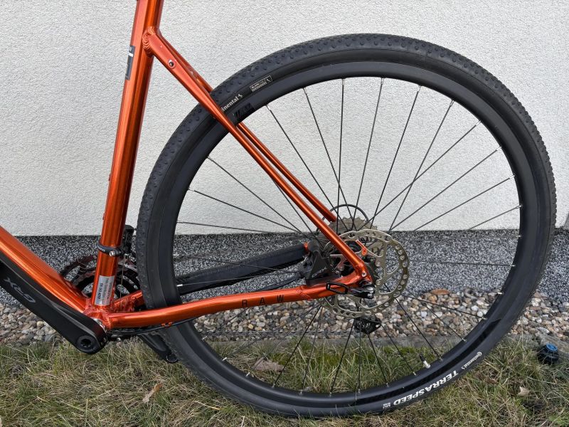 Pells Pells Raw 2 - Flat bar (unikatní set 2 v 1 - rovná řidítka a berany)