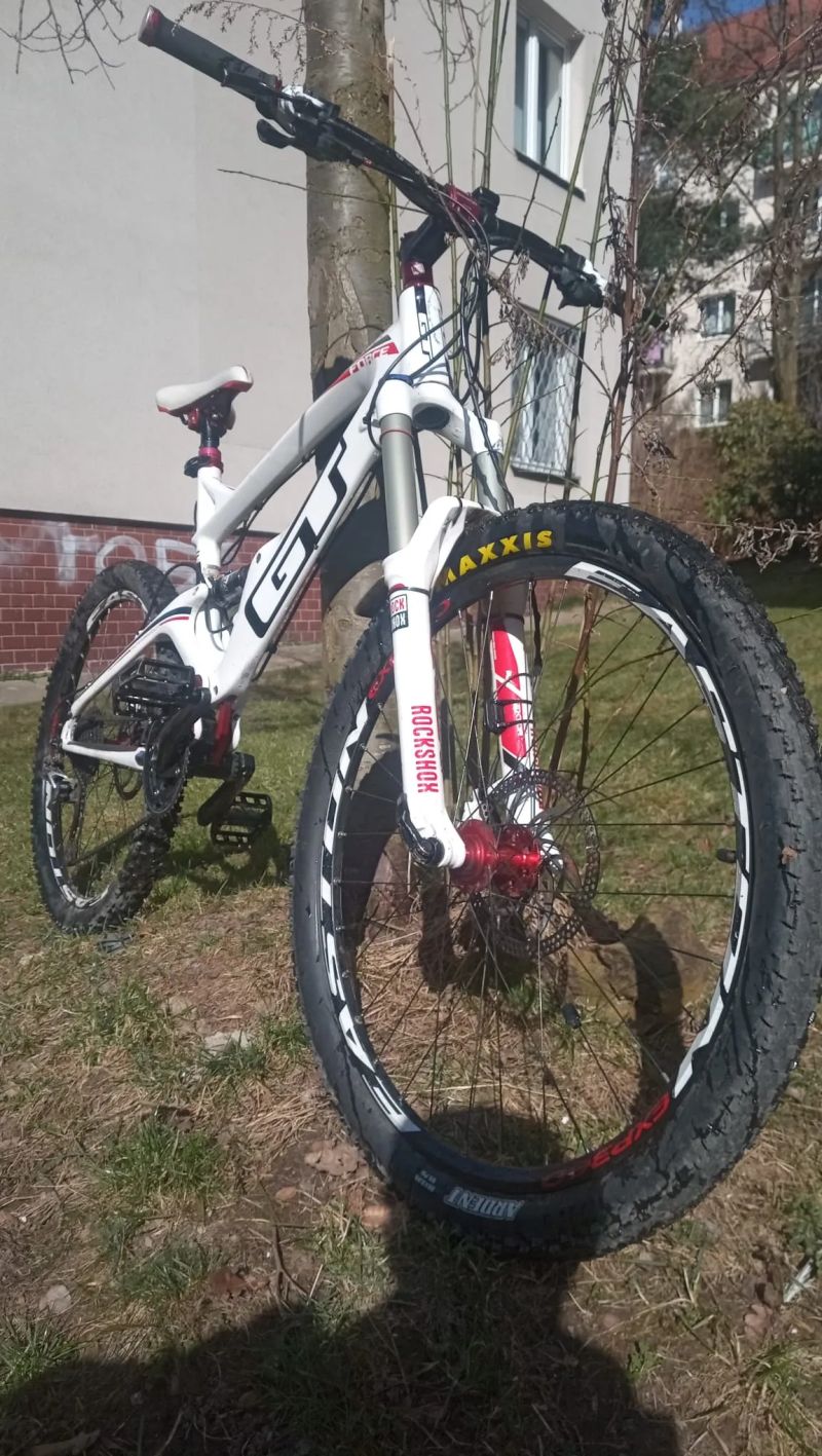 GT GT FORCE CARBON SPORT