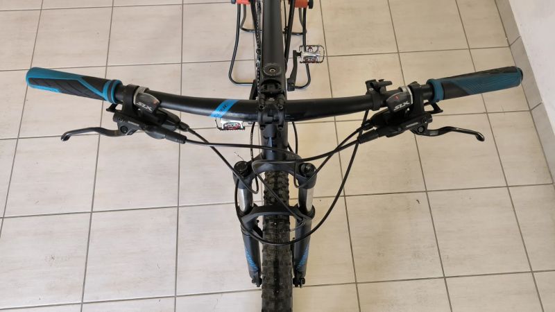 Horské kolo CUBE Attention SL 29 (2020) – skvělá výbava, RockShox