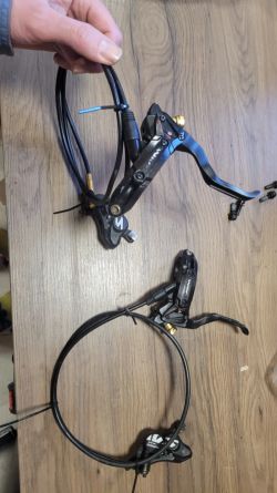 Brzdy Shimano Saint, starší model