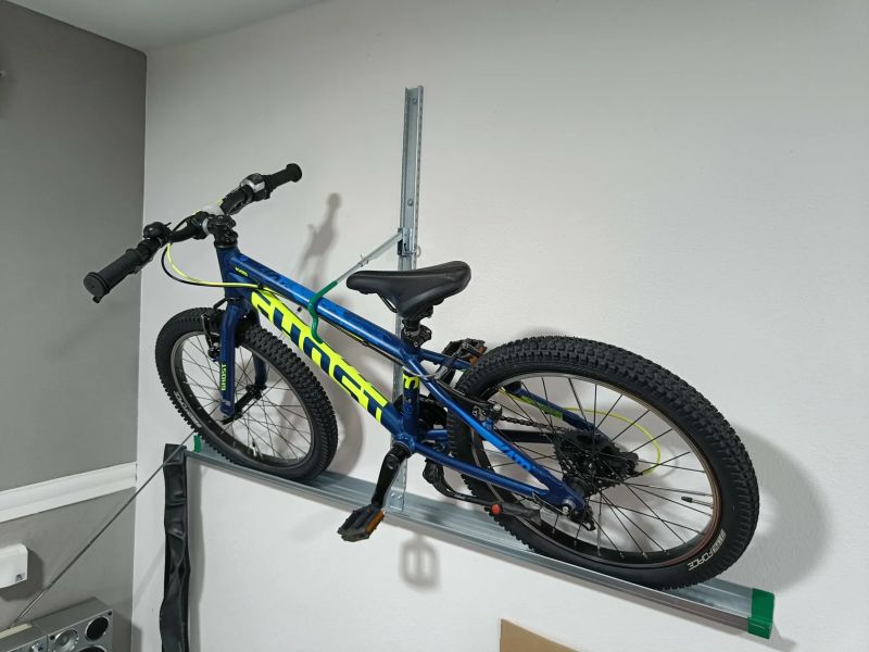 GHOST Kato 20" night blue/neon, převod 1x8