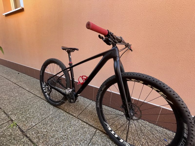 Celokarbonové kolo 27,5''