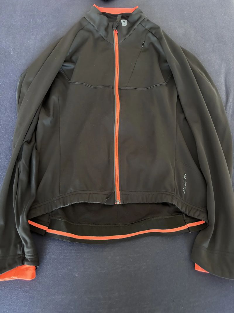 Cyklo oblečení Kalas a Specialized 