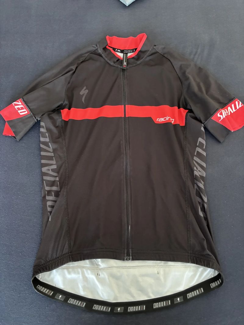 Cyklo oblečení Kalas a Specialized 