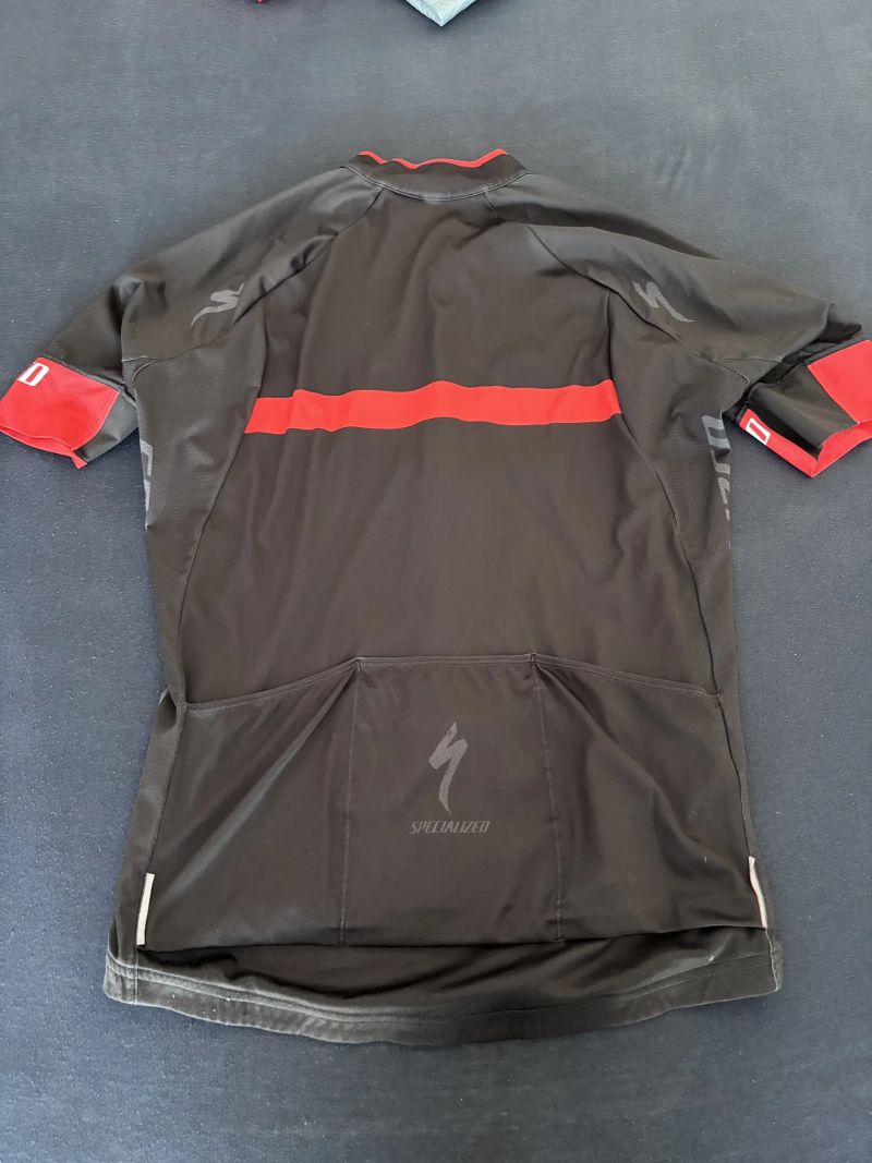 Cyklo oblečení Kalas a Specialized 