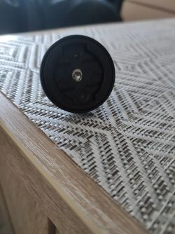 Prodám držák na Garmin k-edge 