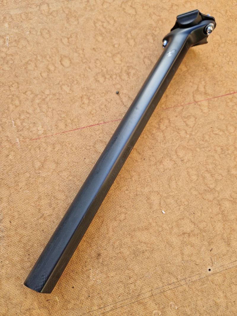 Sedlovka CUBE AGREE C:62 - 400mm - offset 13mm