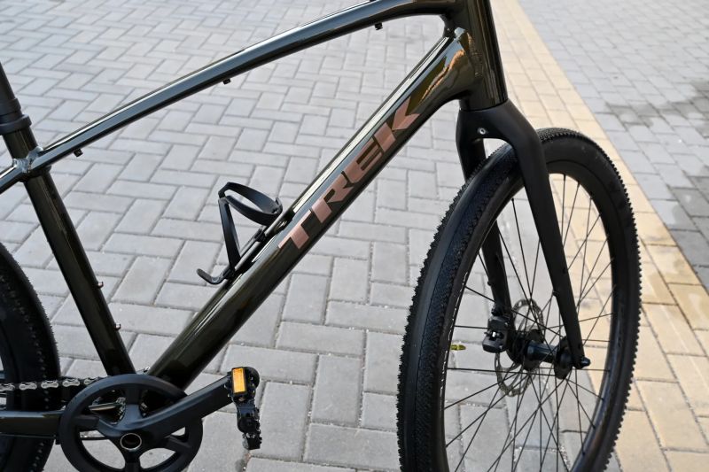 Trek Dual Sport 3, s karbonovou vidlicí, vel. M